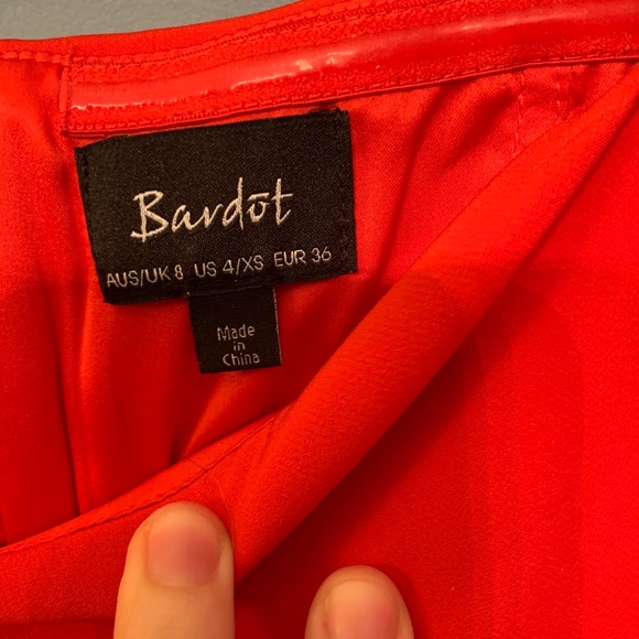 Gorgeous Bardot Dress - Picture 2 of 4